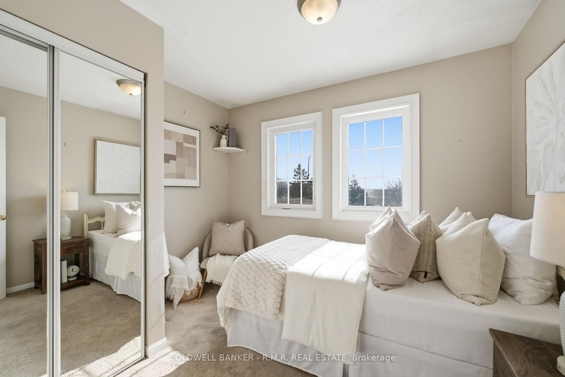 15 Greengrove Way photo 23
