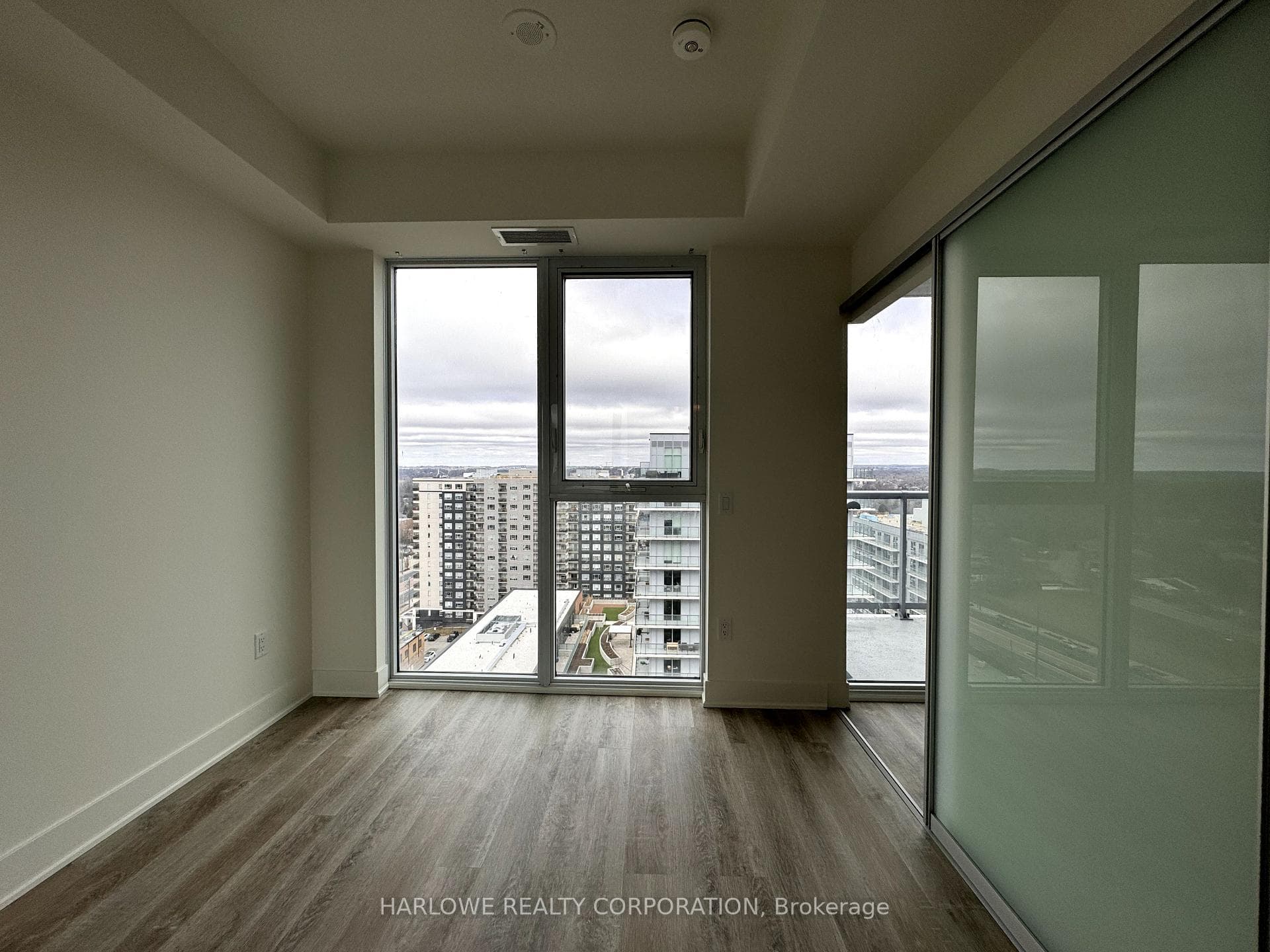 185 Deerfield Road Unit 1401 photo 5