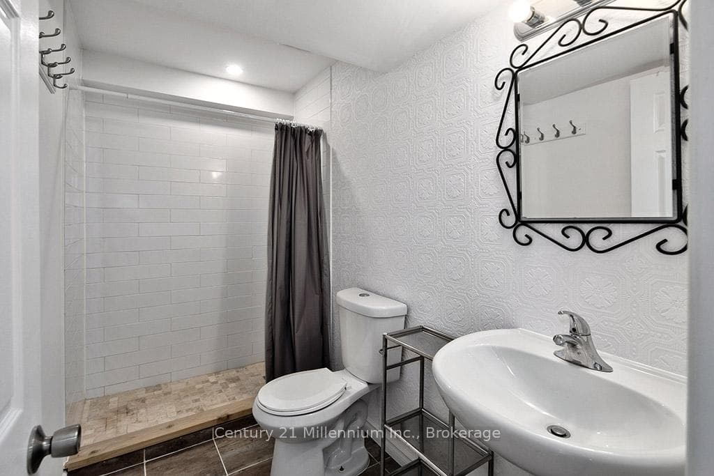 10 ARCHER Avenue photo 29