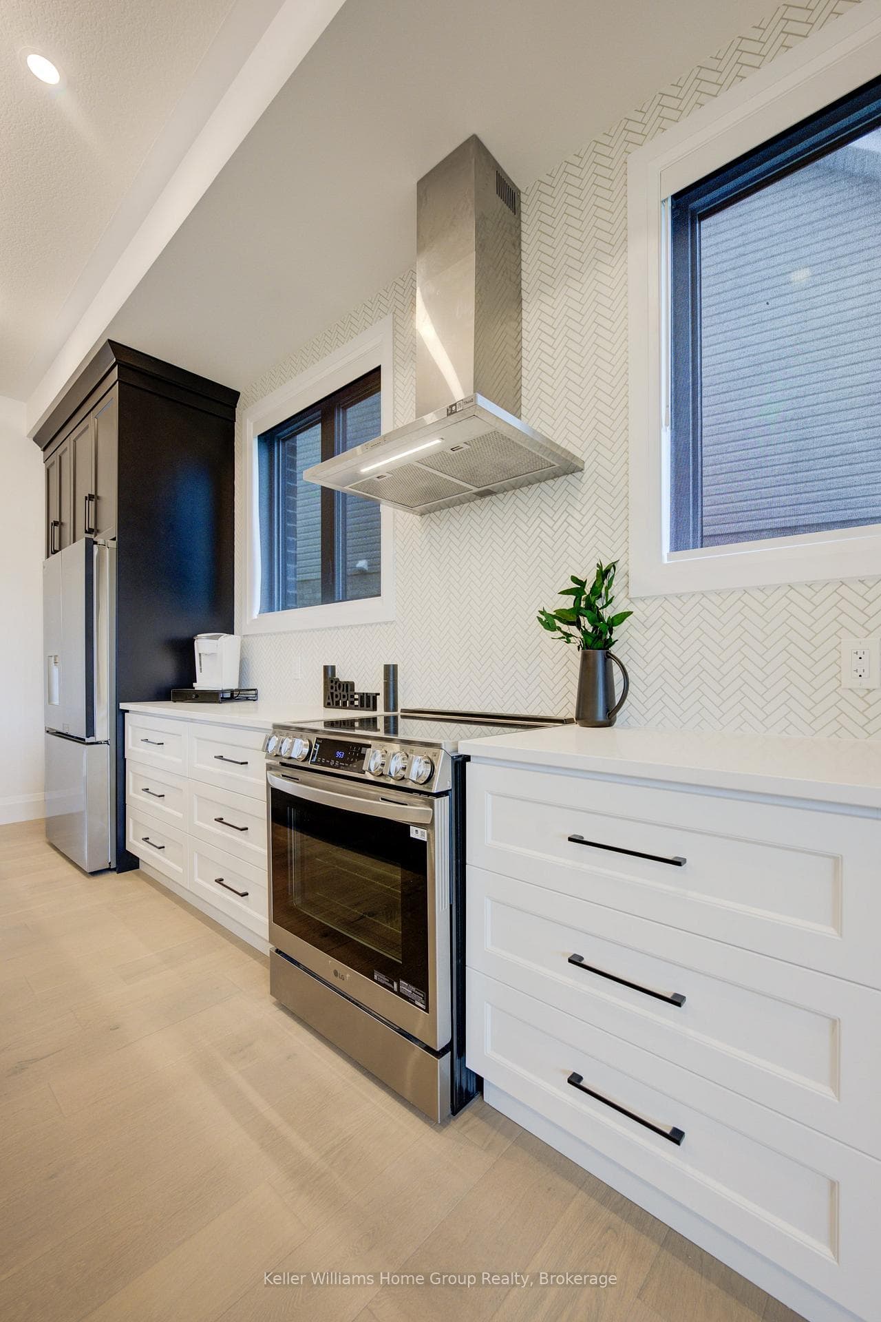 62 Lovett Lane photo 7