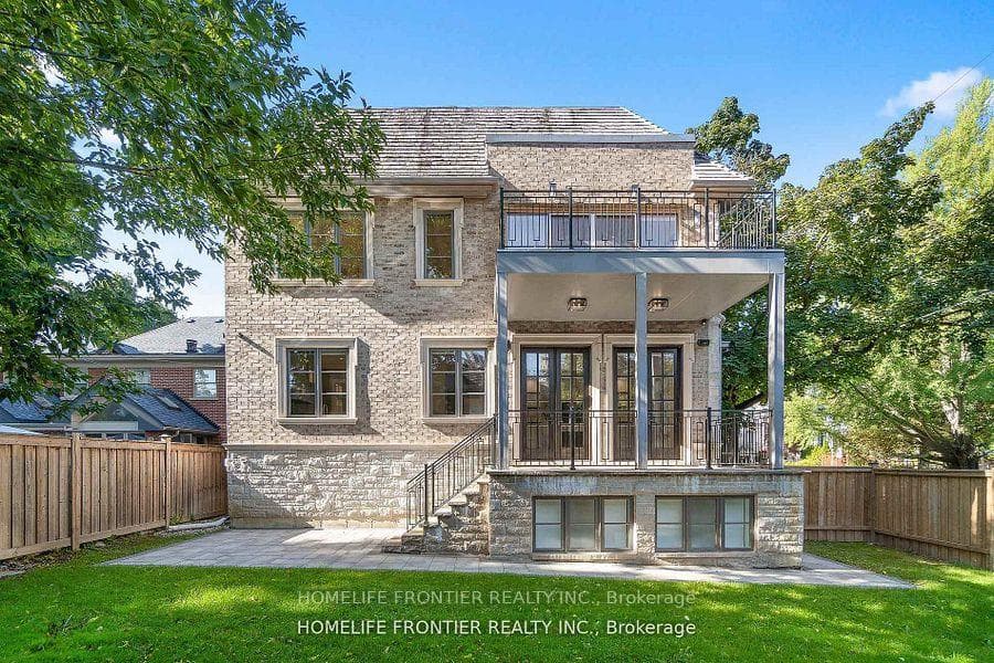 8 Vesta Drive photo 38
