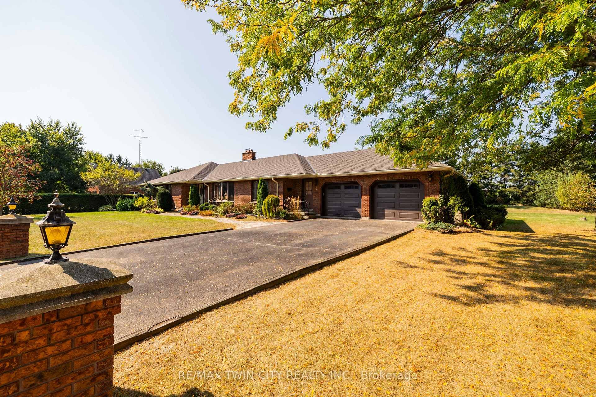 7 KIMBERLEY Road photo 1