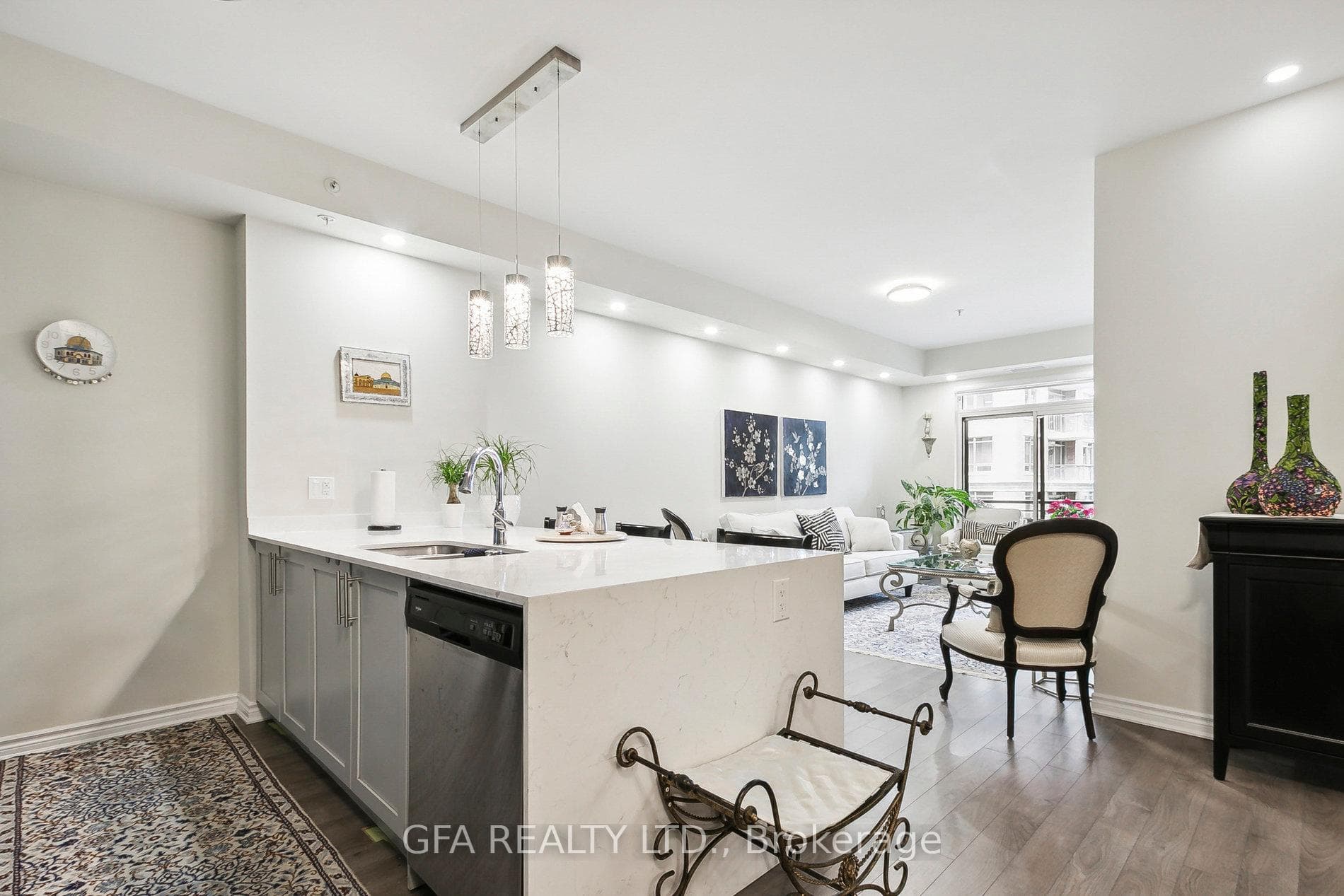 150 Oak Park Boulevard Unit 305 photo 15