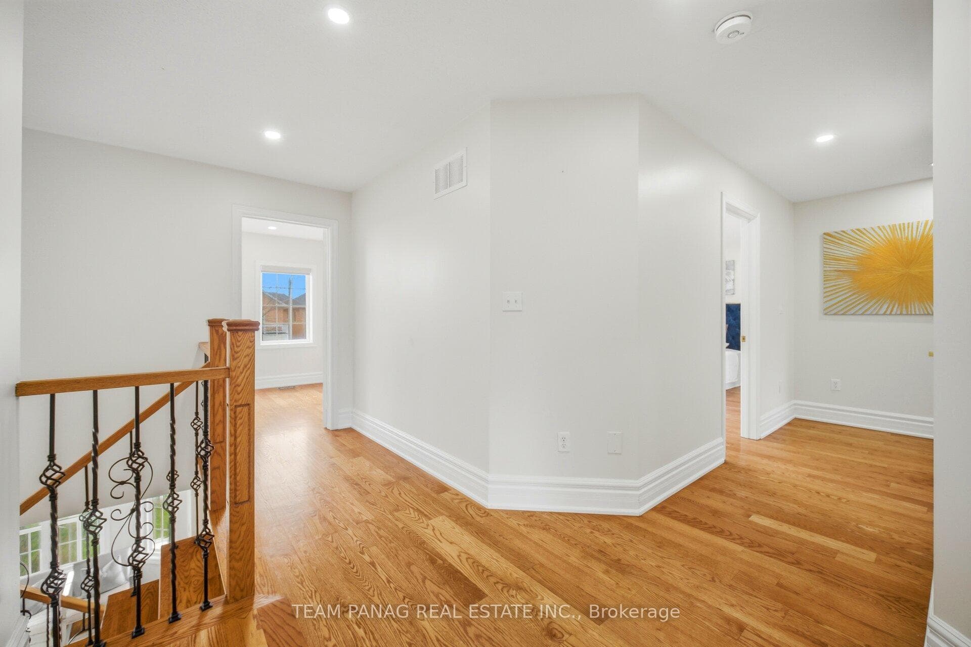55 Lyndbrook Crescent photo 21