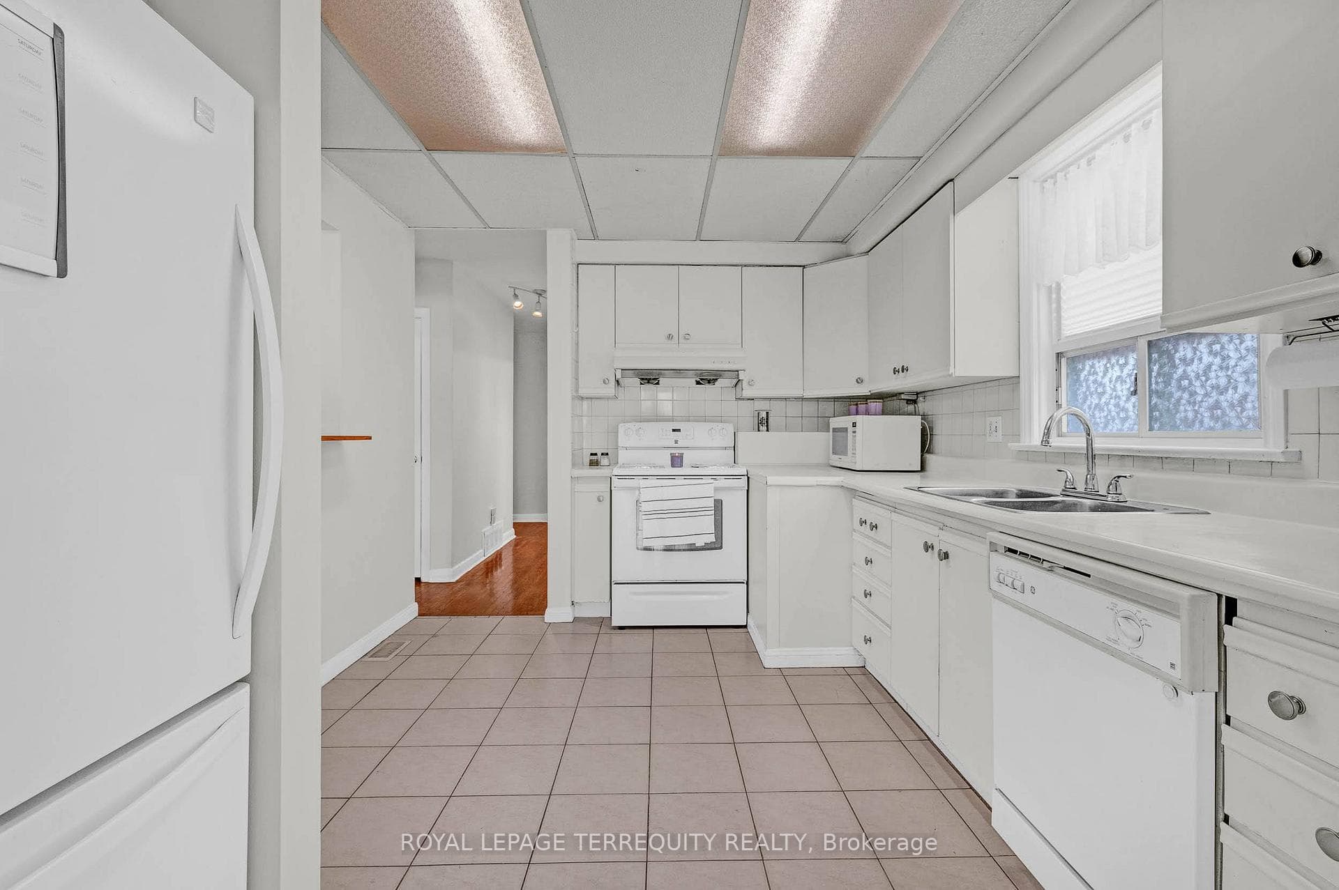 4 Larkhall Avenue photo 14