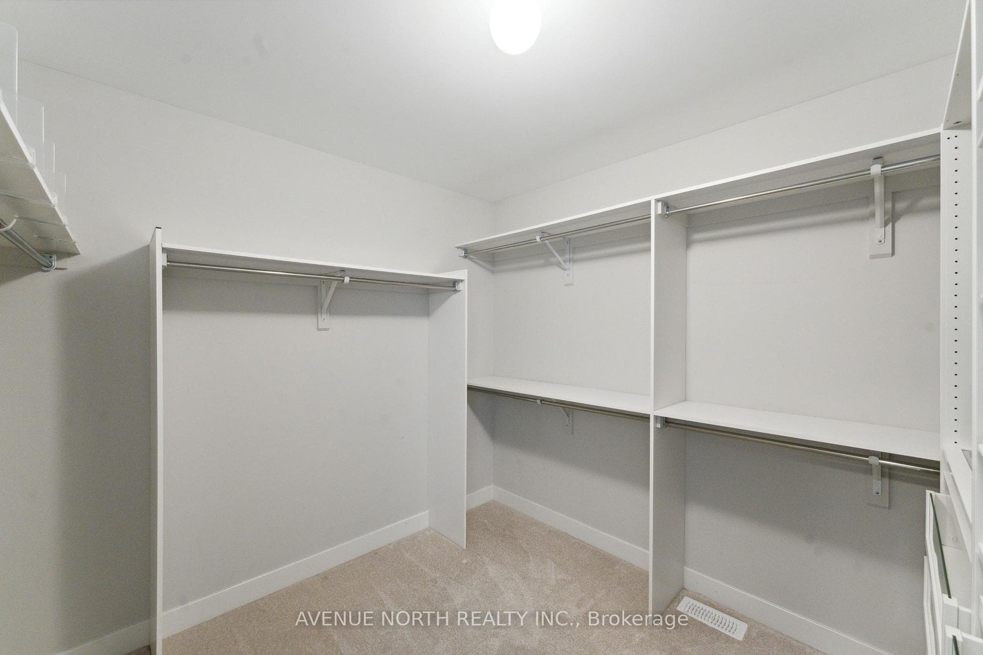 805 Pergola Place photo 23
