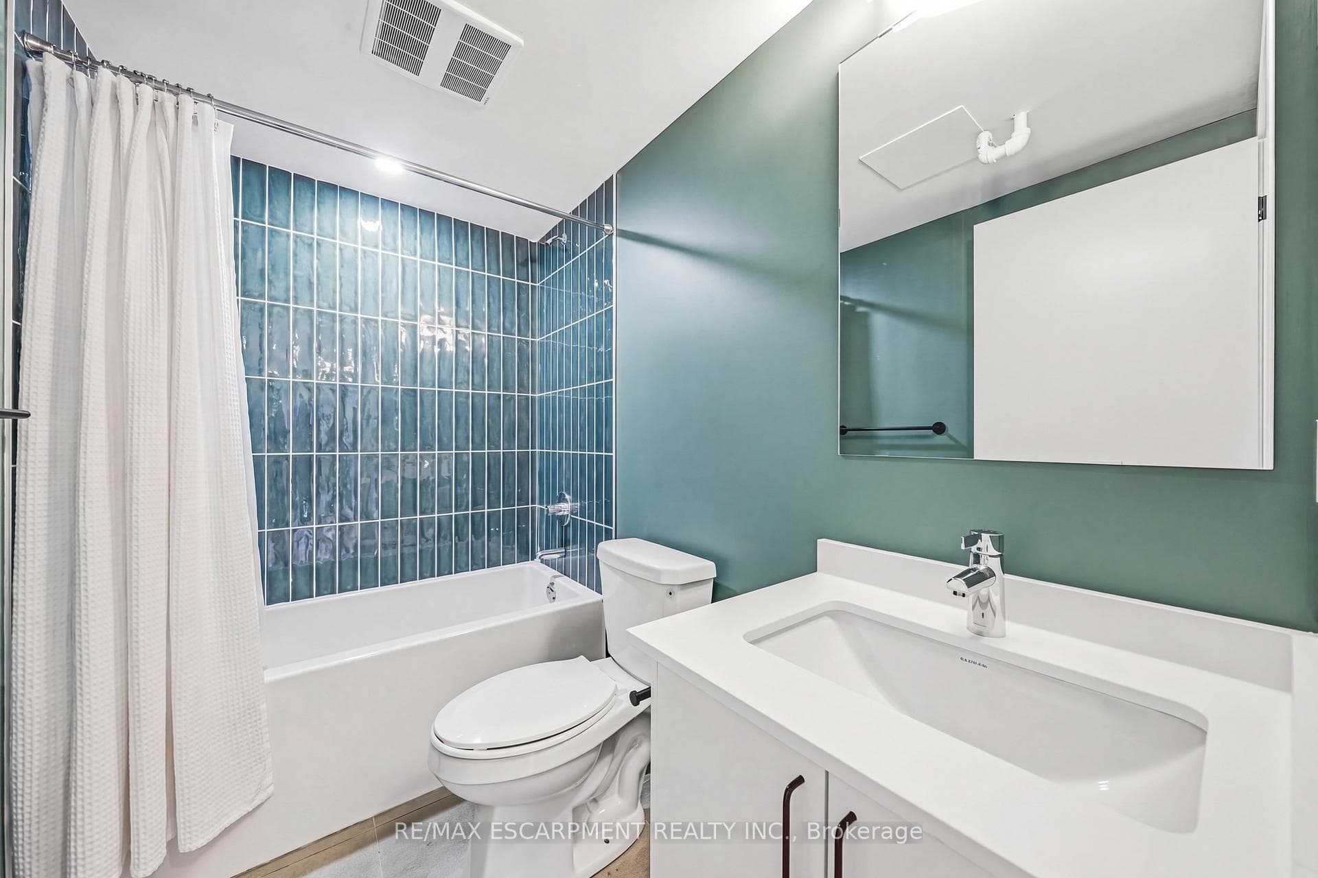 325 James Street Unit 104 photo 5