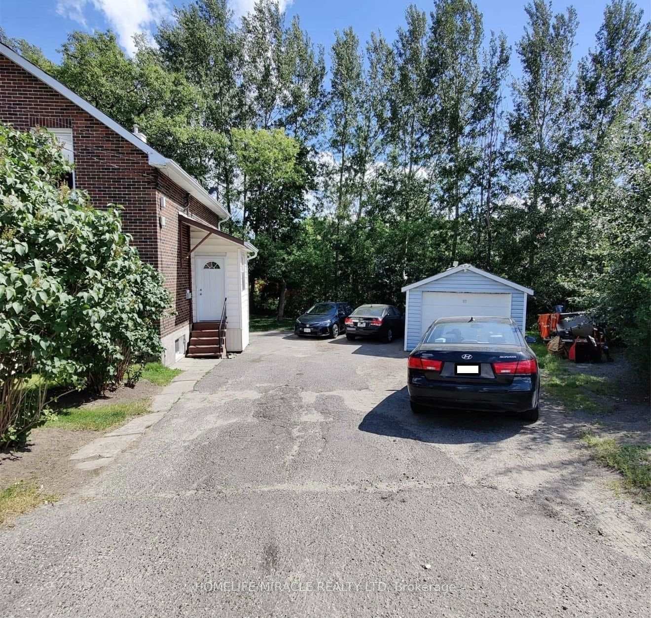 297 Morris Street photo 3