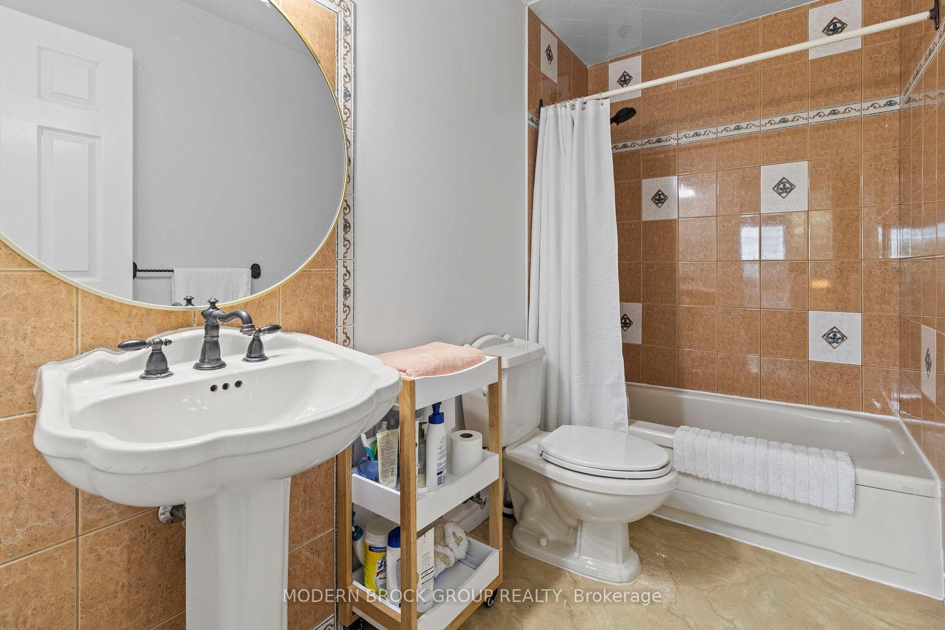 1140 Millwood Avenue photo 32