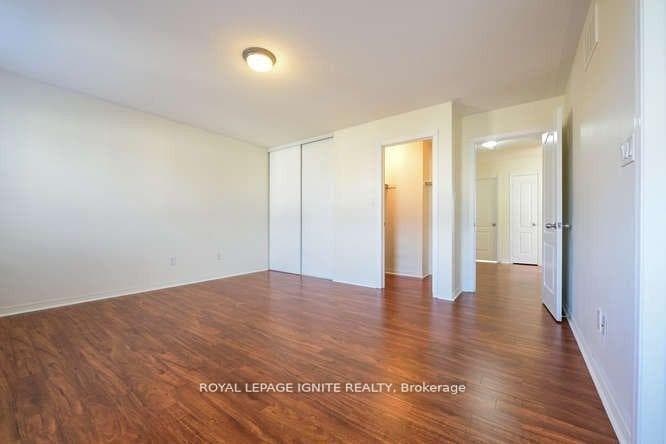 1181 Stire Street photo 4