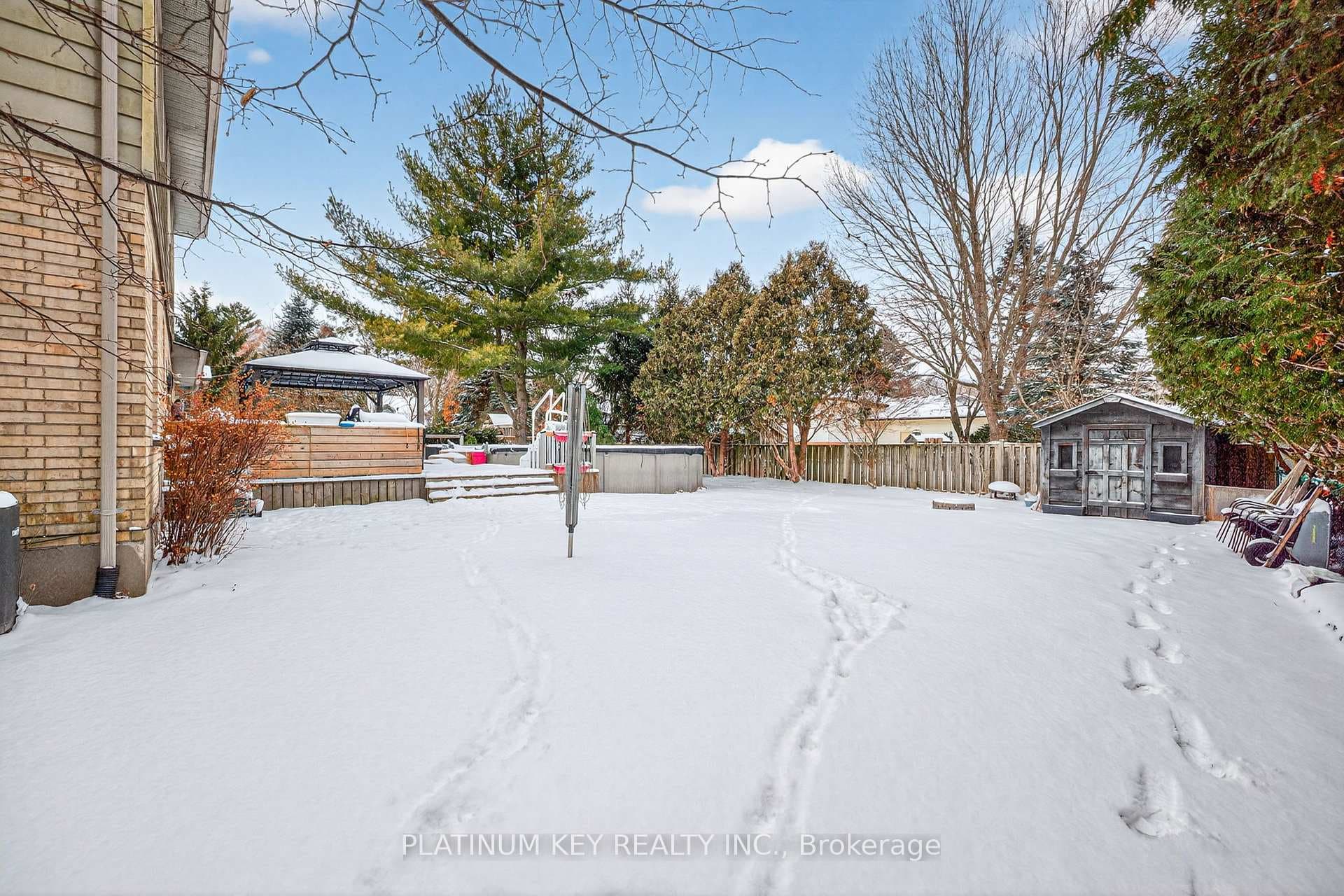 65 Wellington Street photo 39