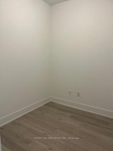 310 Tweedsmuir Avenue Unit 706 photo 7
