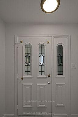 1595 Borden Street photo 4