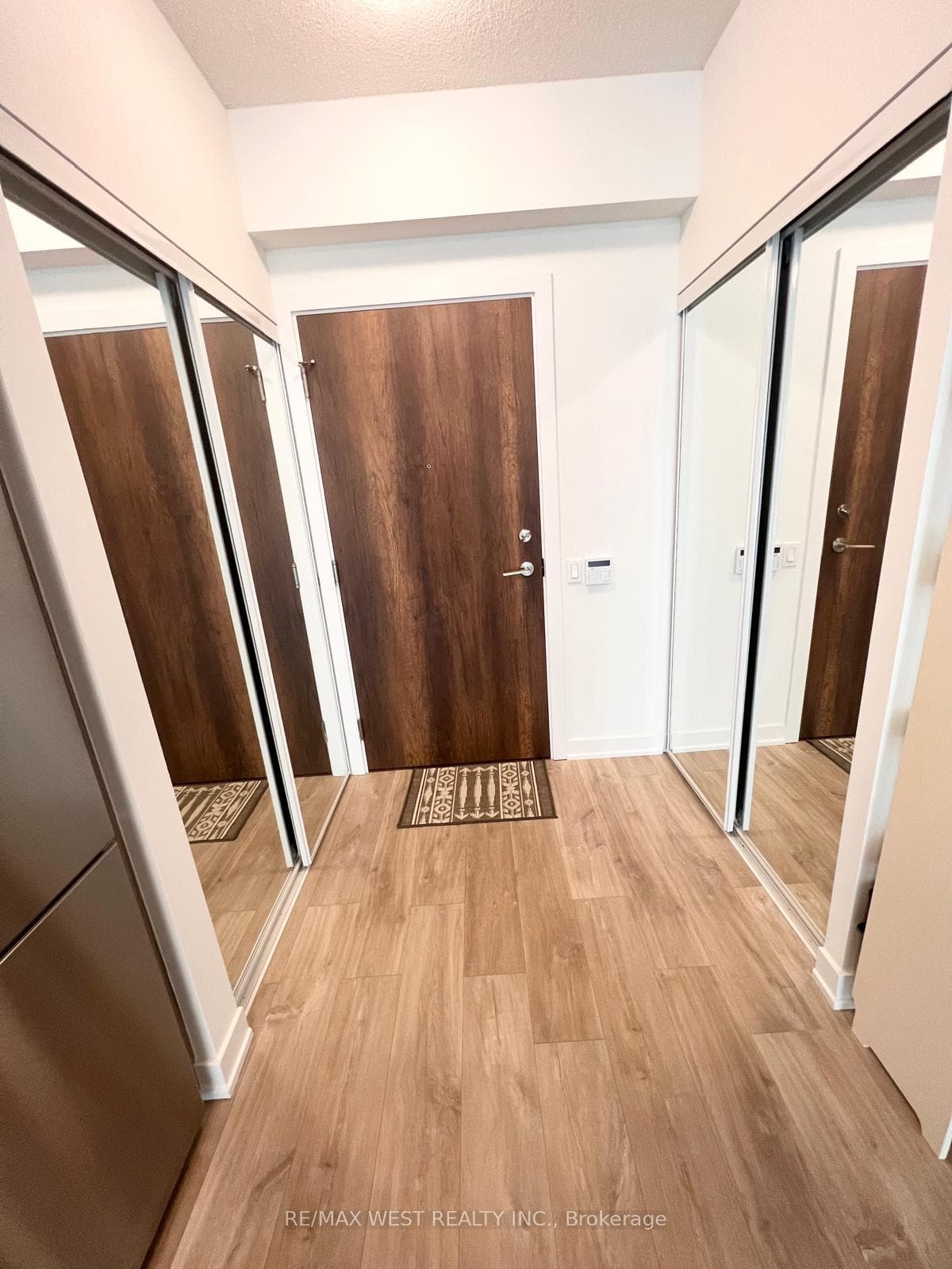 251 Manitoba Street Unit 1103 photo 6
