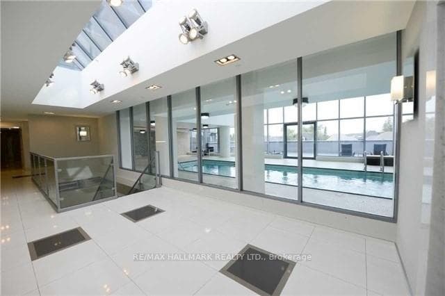 9090 Yonge Street Unit #1608 photo 11