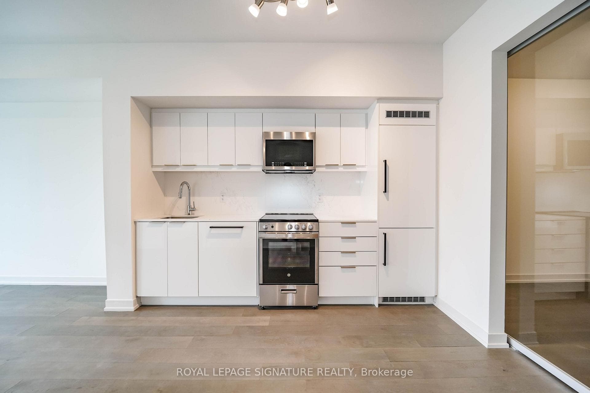 90 Glen Everest Road Unit 412 photo 19