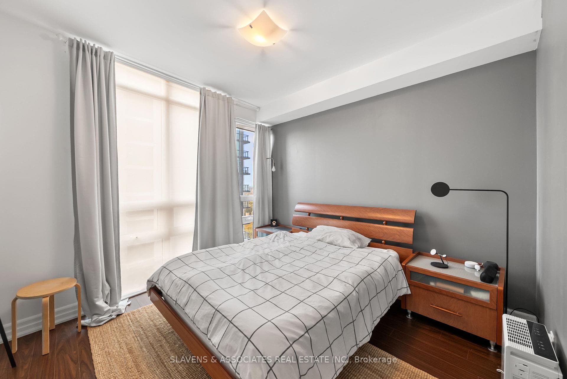 500 St Clair Avenue Unit 1303 photo 9