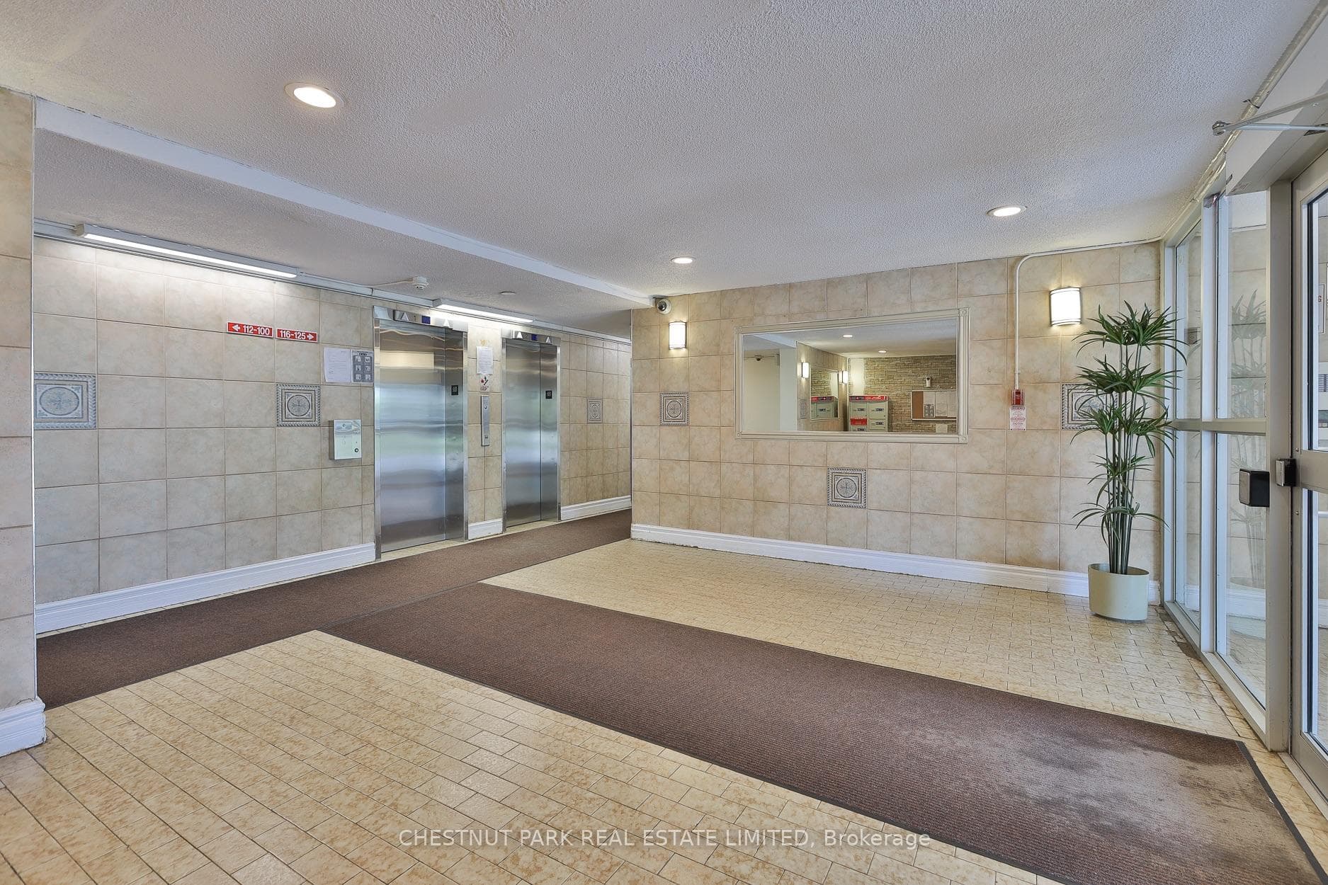 888 Glen Street Unit 507 photo 2