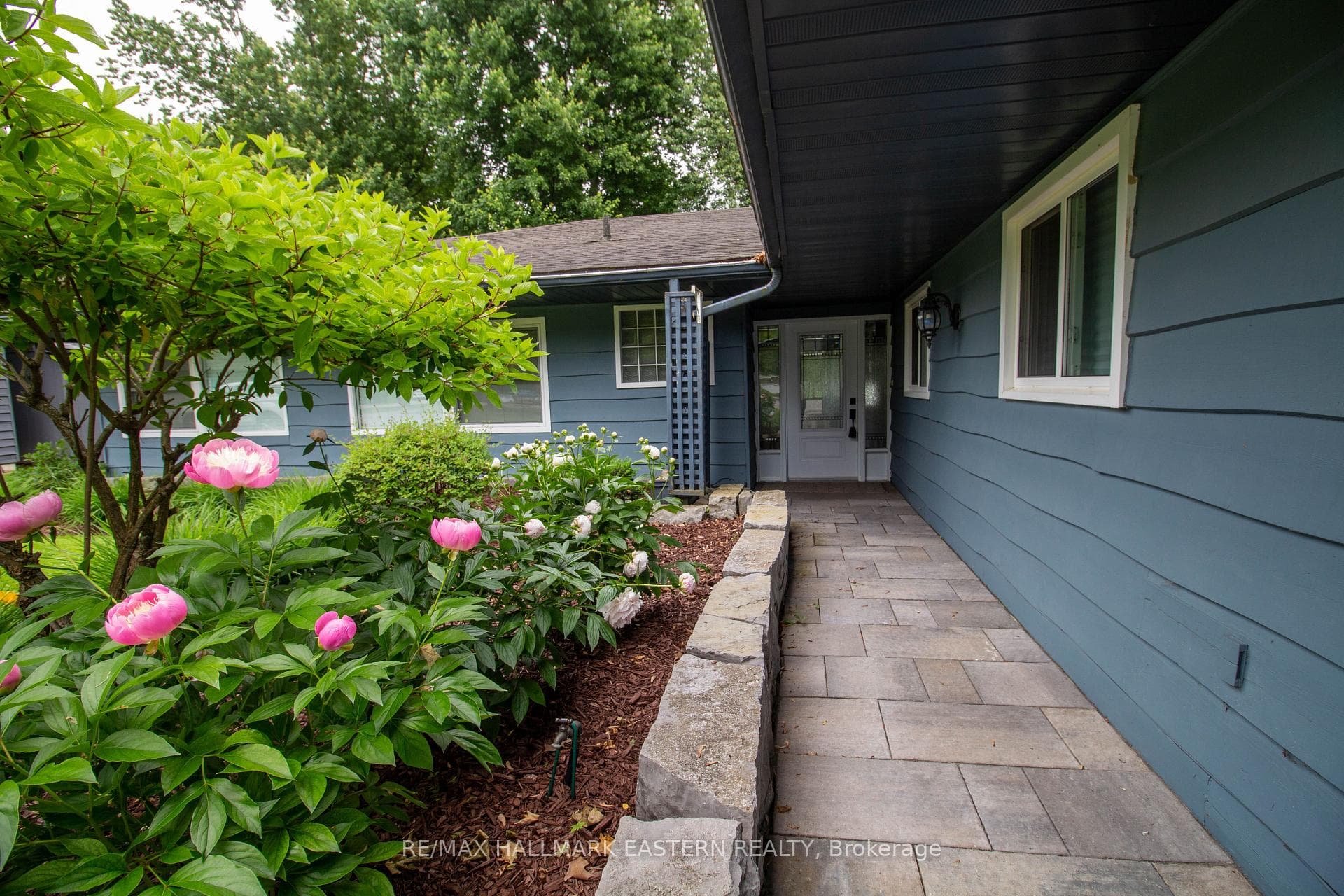 1201 Nuforest Drive photo 6