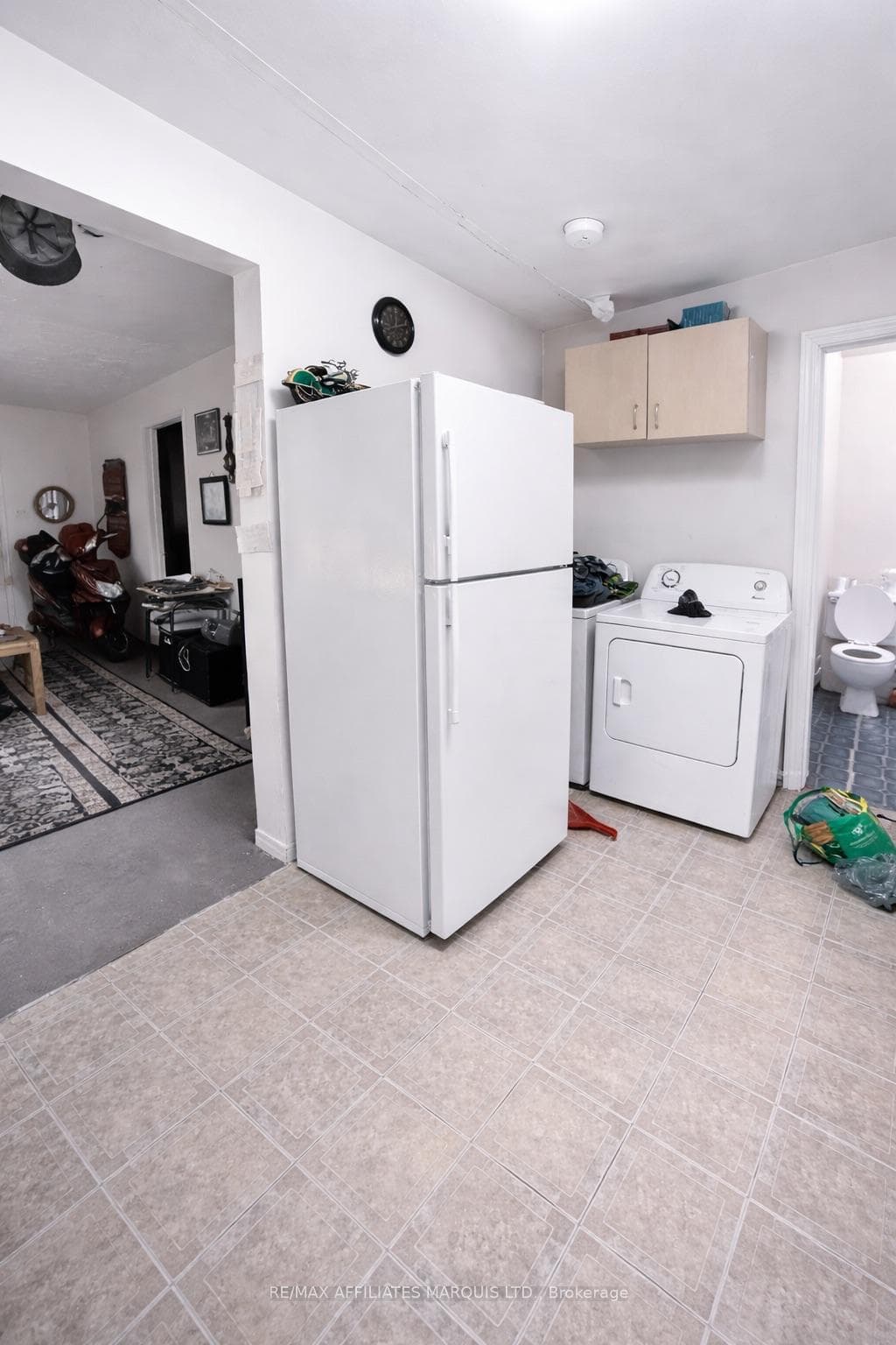 Main level unit - tenanted