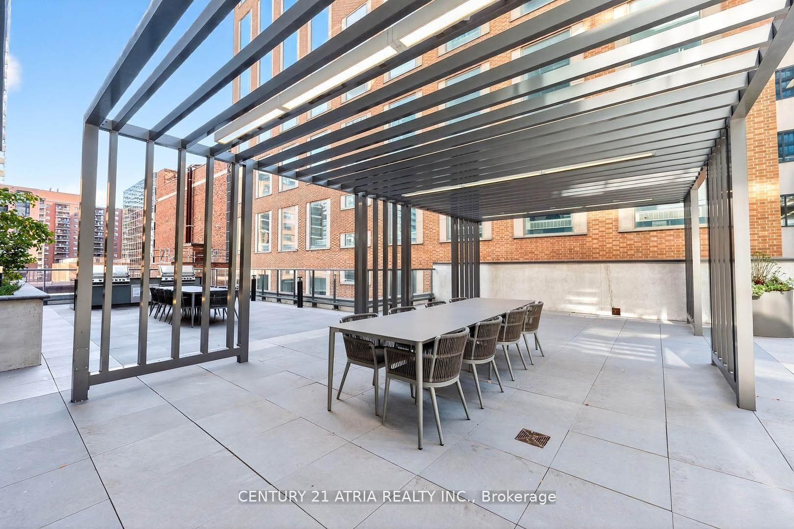 39 Roehampton Avenue Unit 707 photo 31