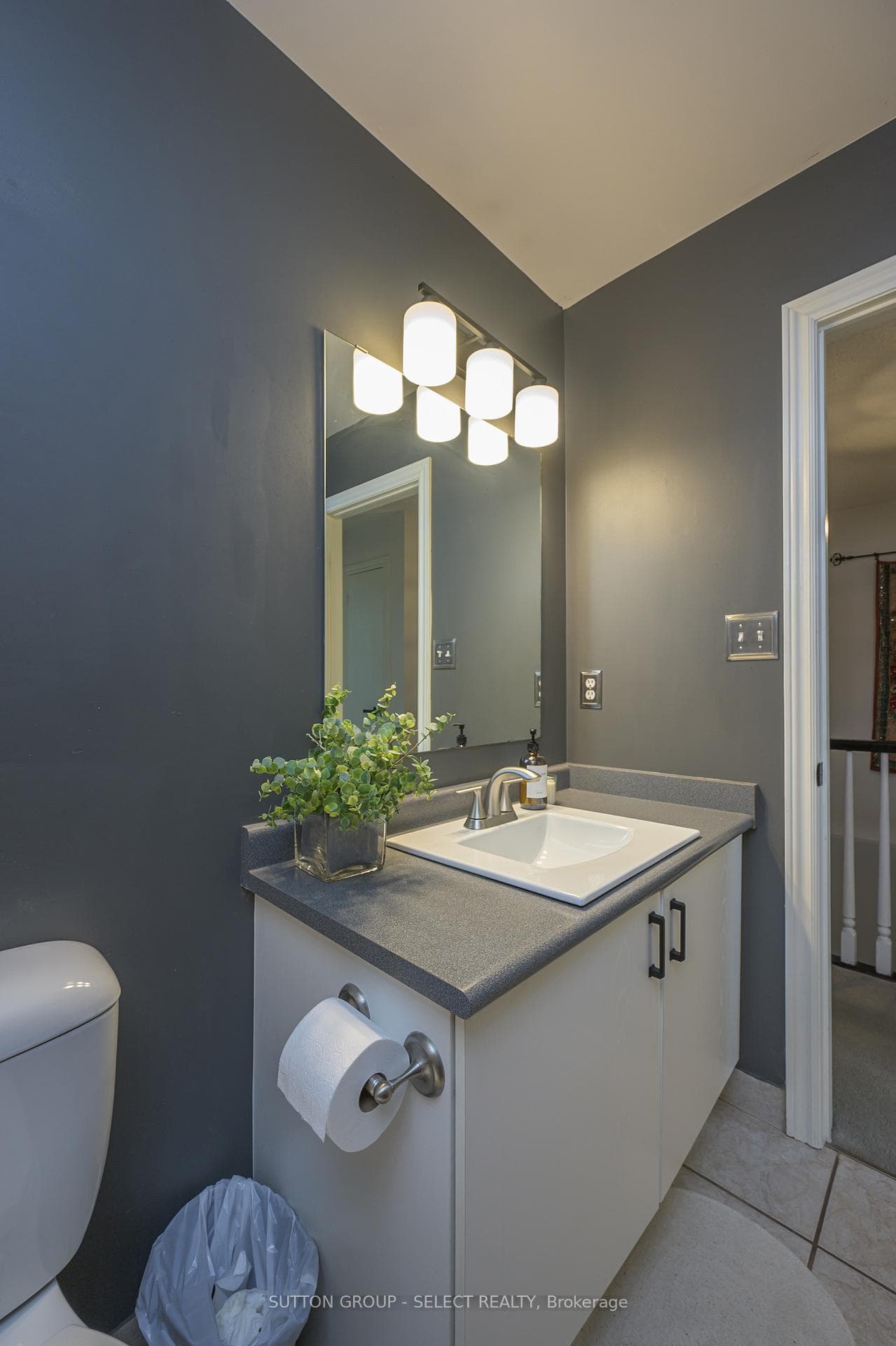9 AILSA Place Unit 29 photo 24