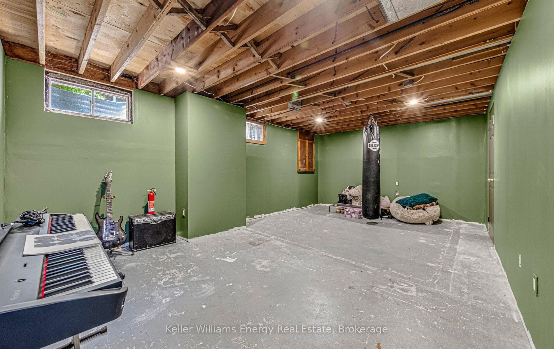 60 Habitant Crescent photo 41