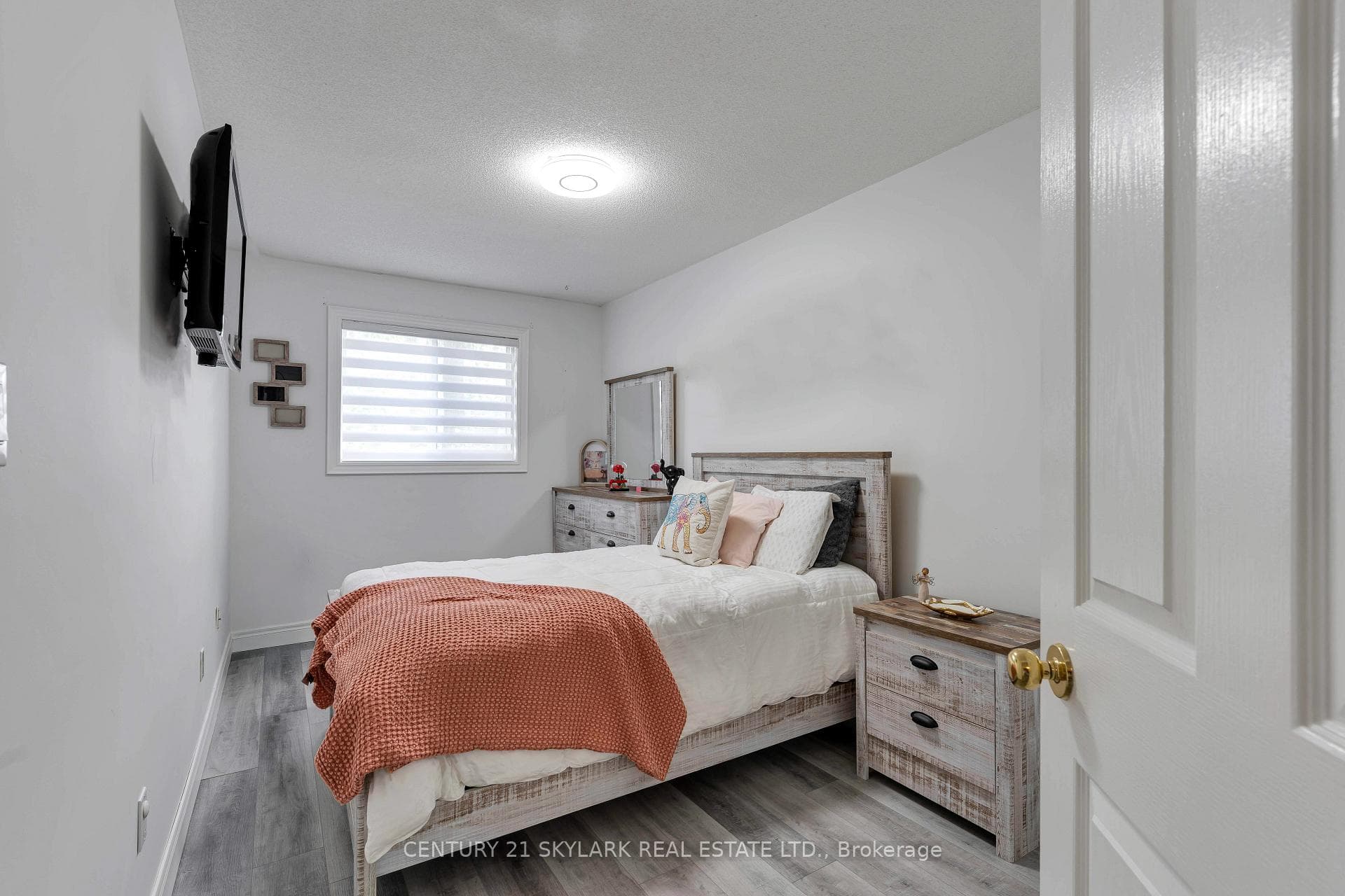 10 Cadham Boulevard Unit 18 photo 23