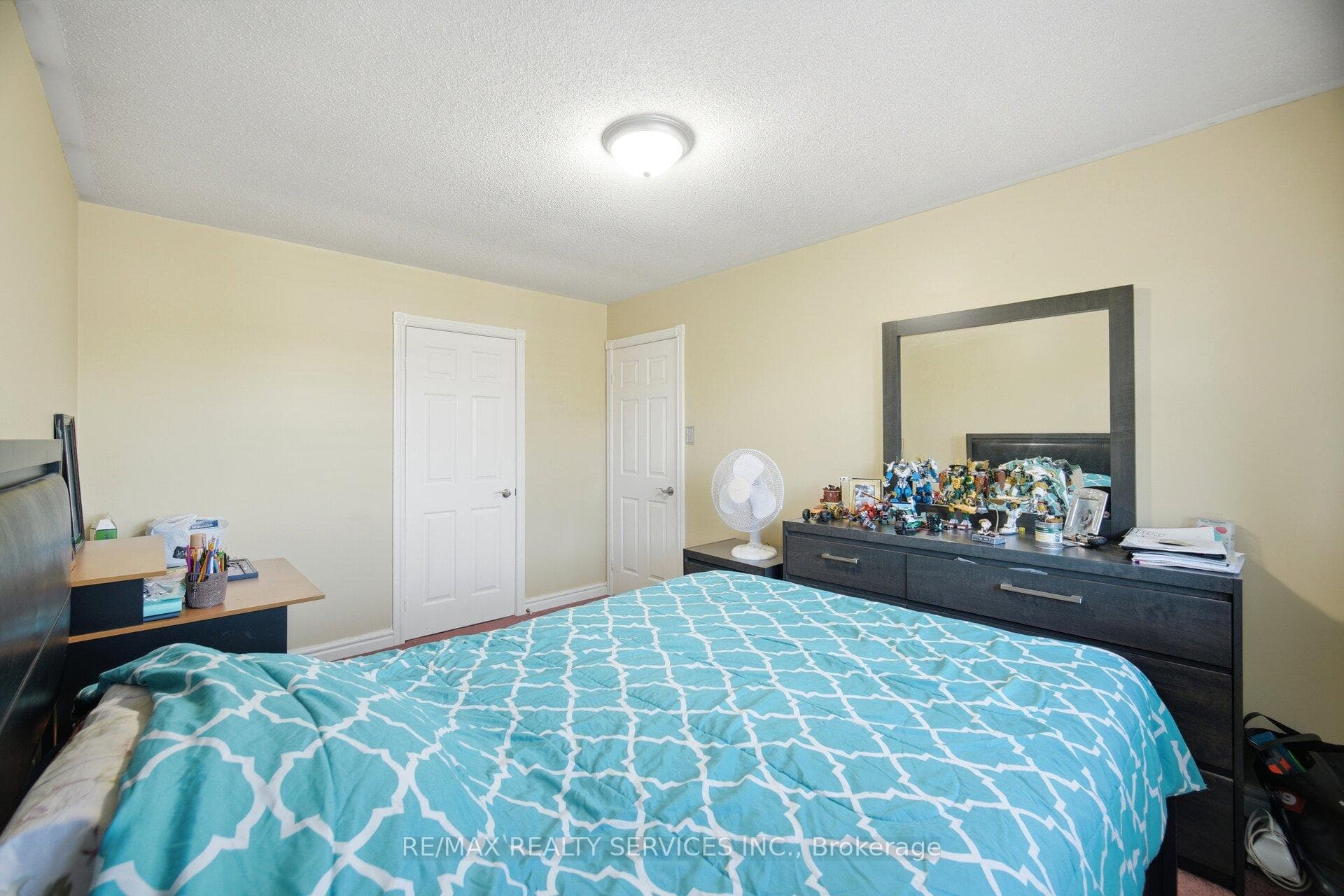 26 Sunforest Drive photo 29