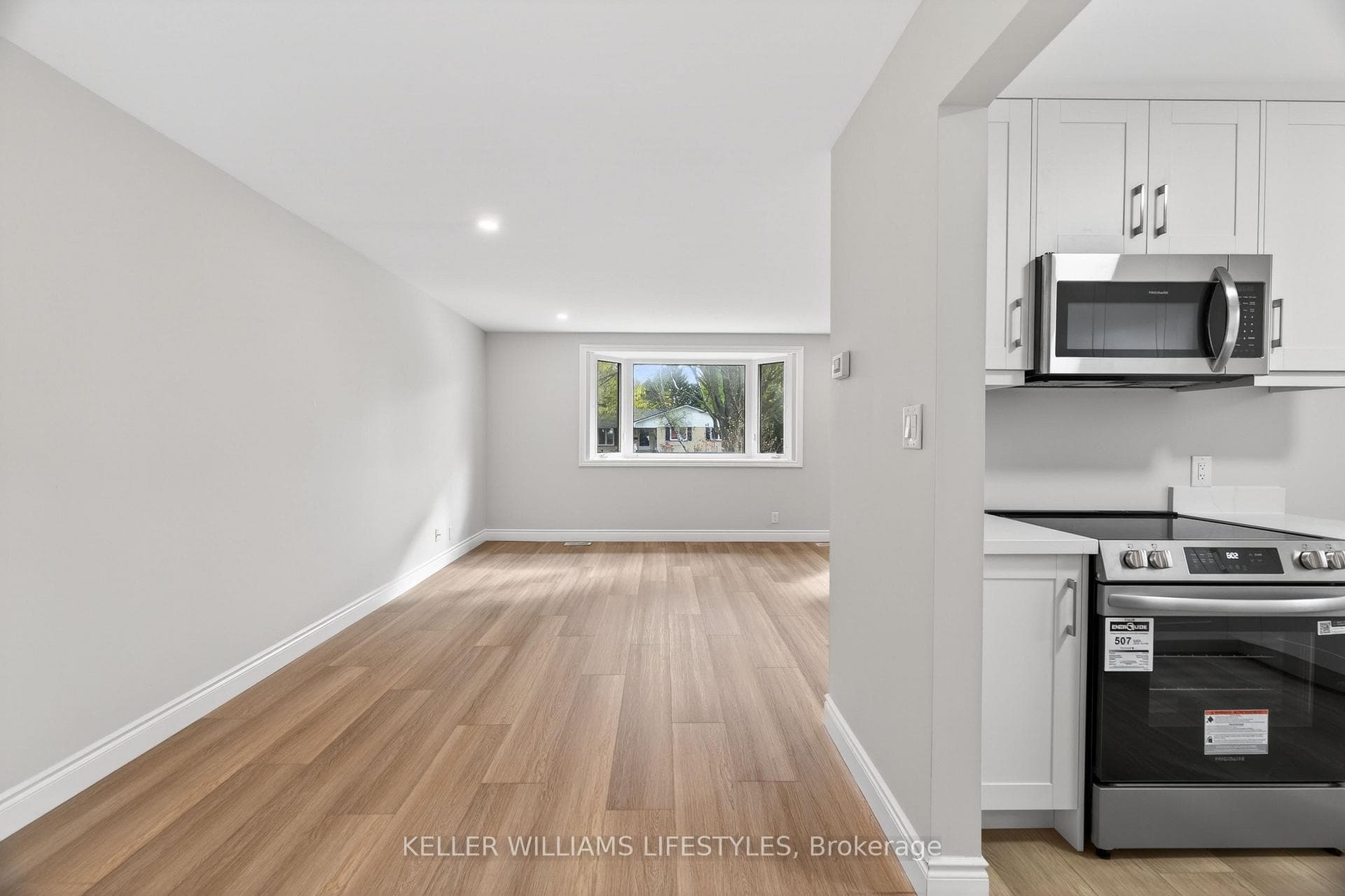 159 Ewen Avenue Unit A photo 10