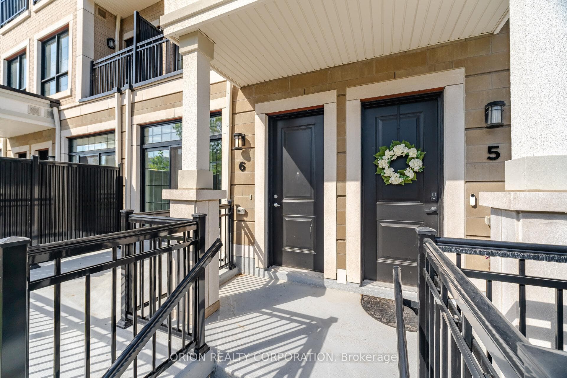 95 Brookfield Road Unit 6 photo 4