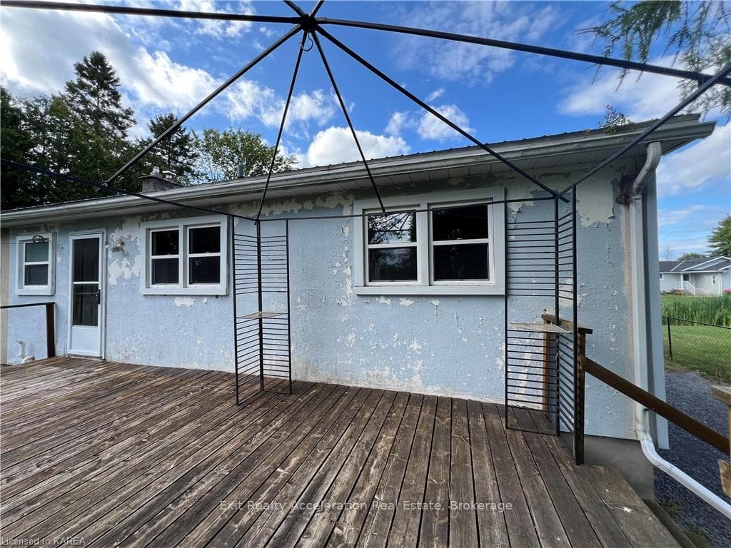 273 EUNICE Drive photo 24