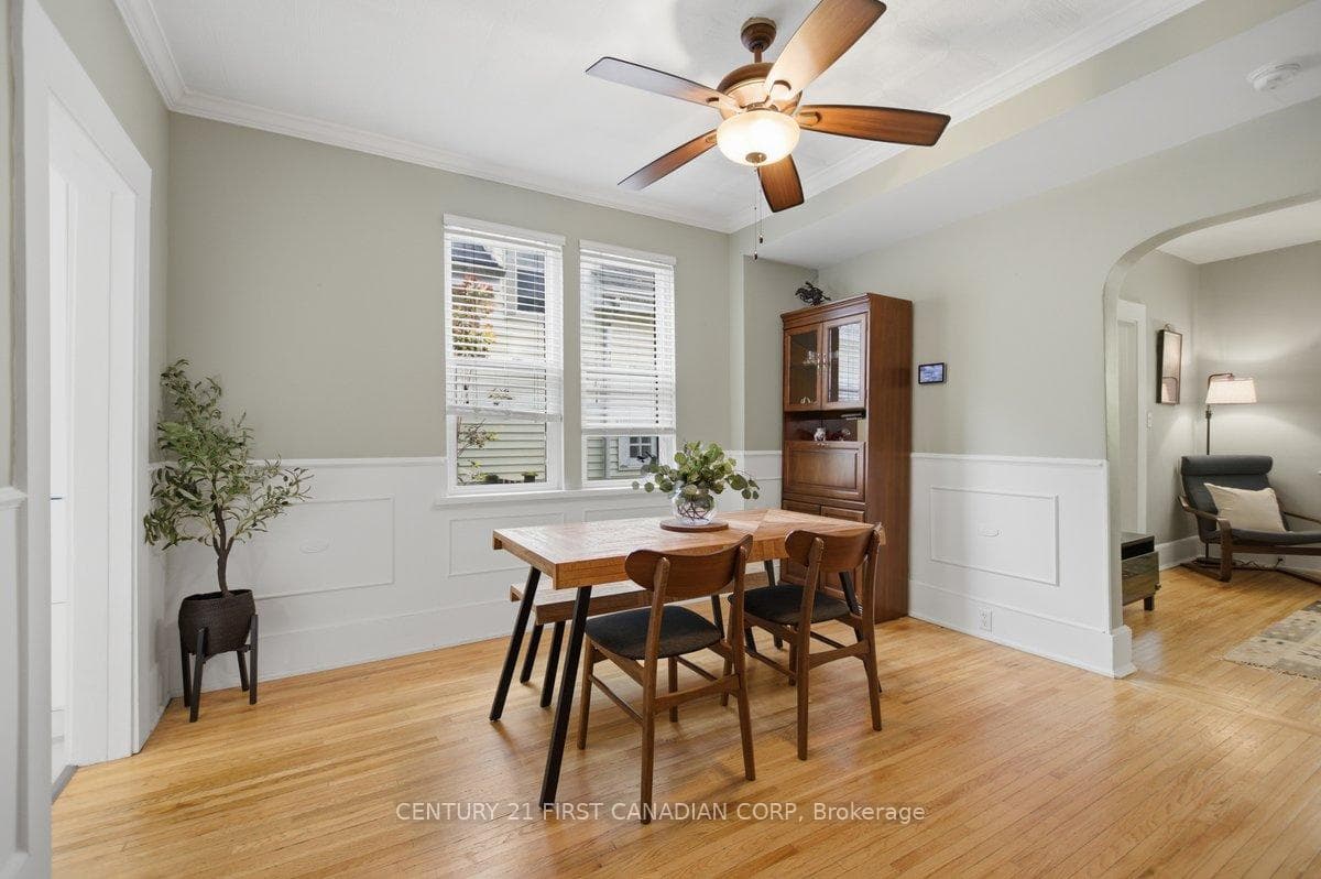 formal dining area