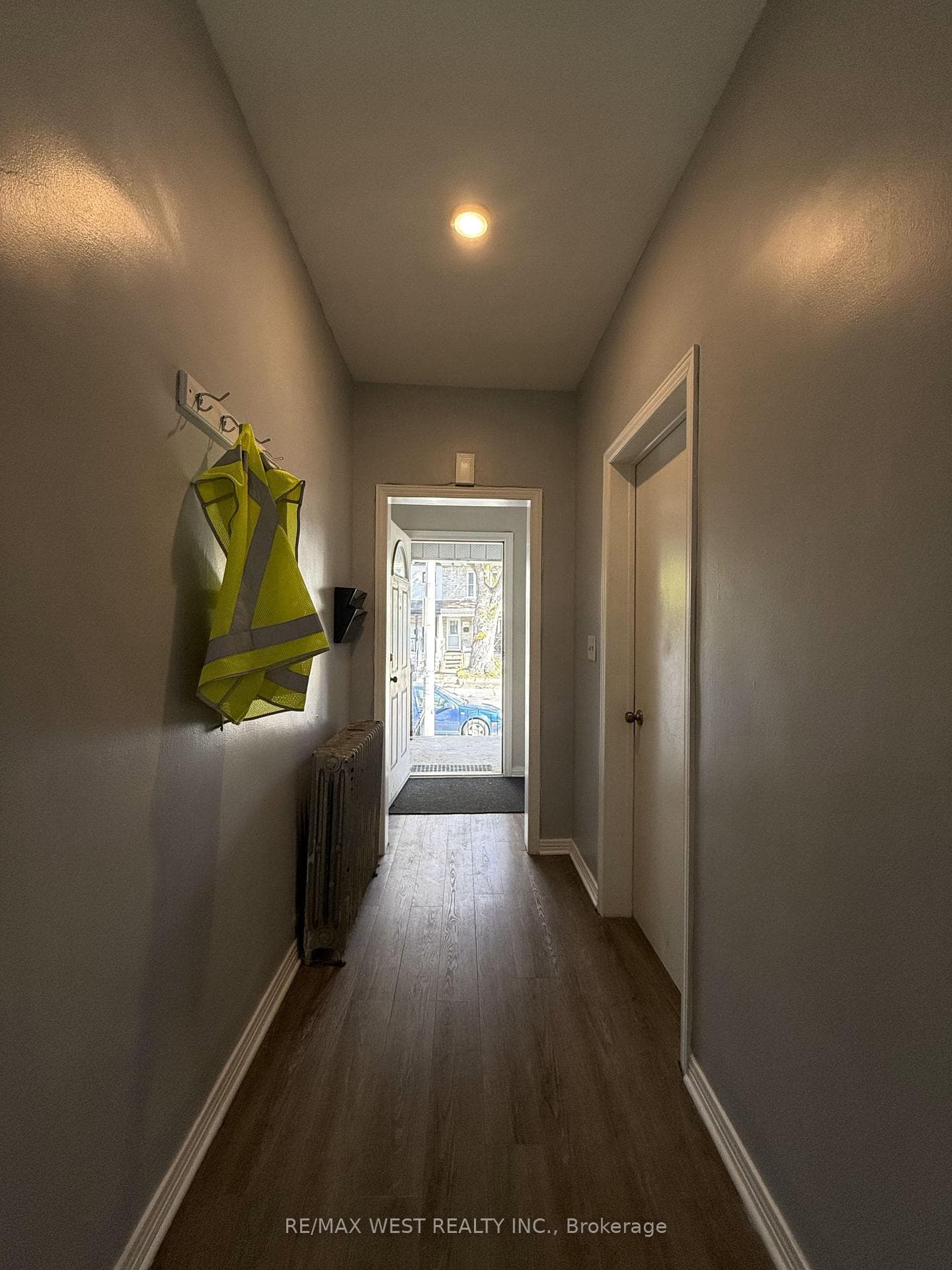 118 Symington Avenue photo 2