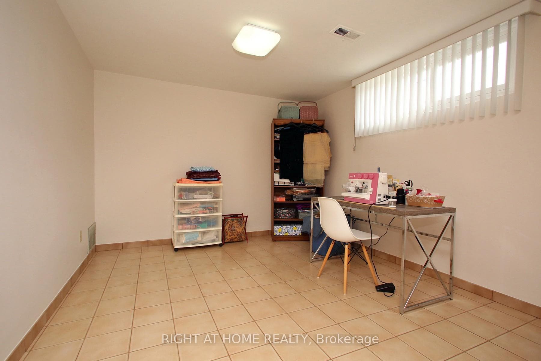 25 Sparrow Avenue photo 24