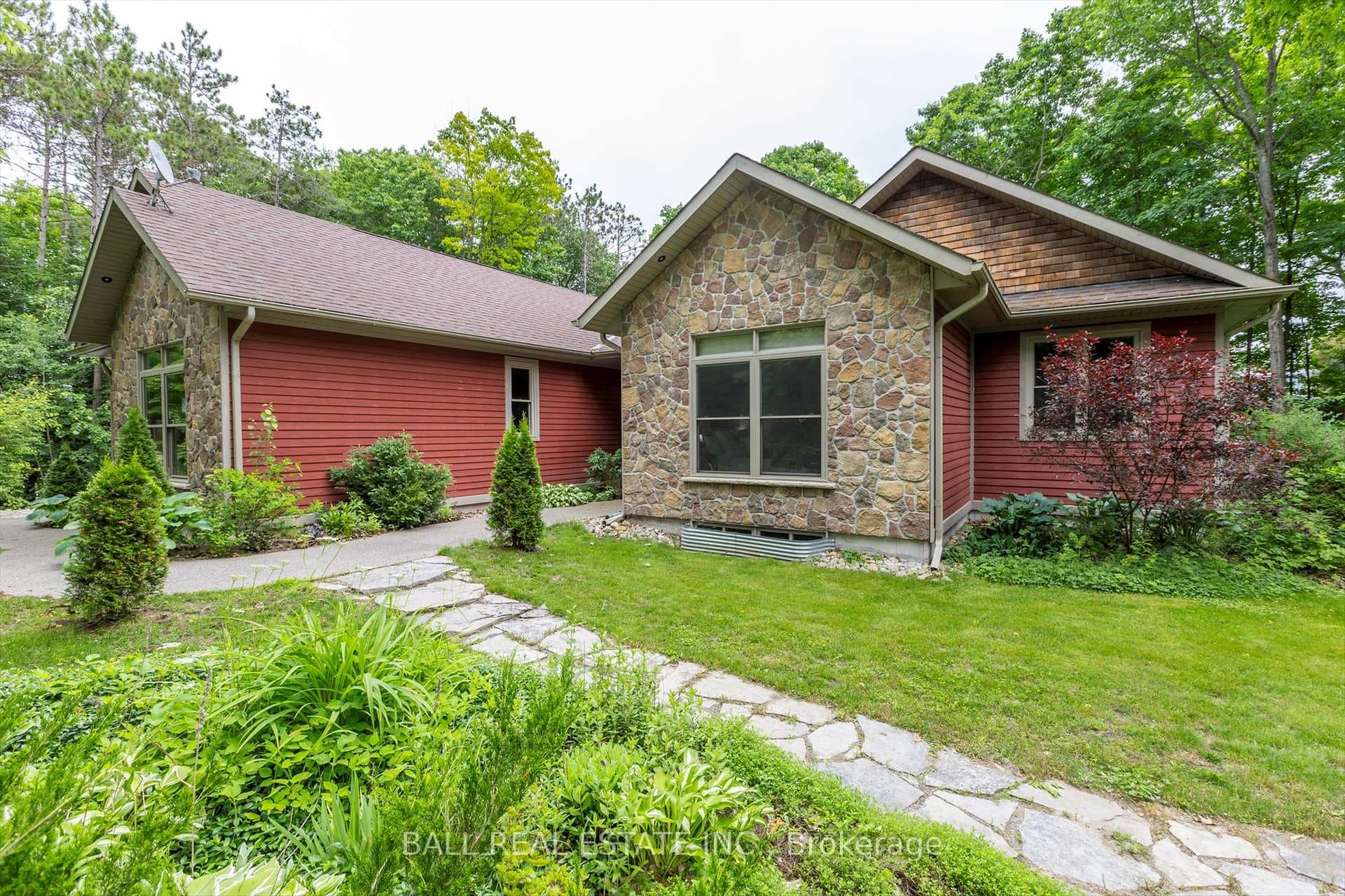 2751 Fitzpatrick Drive photo 3