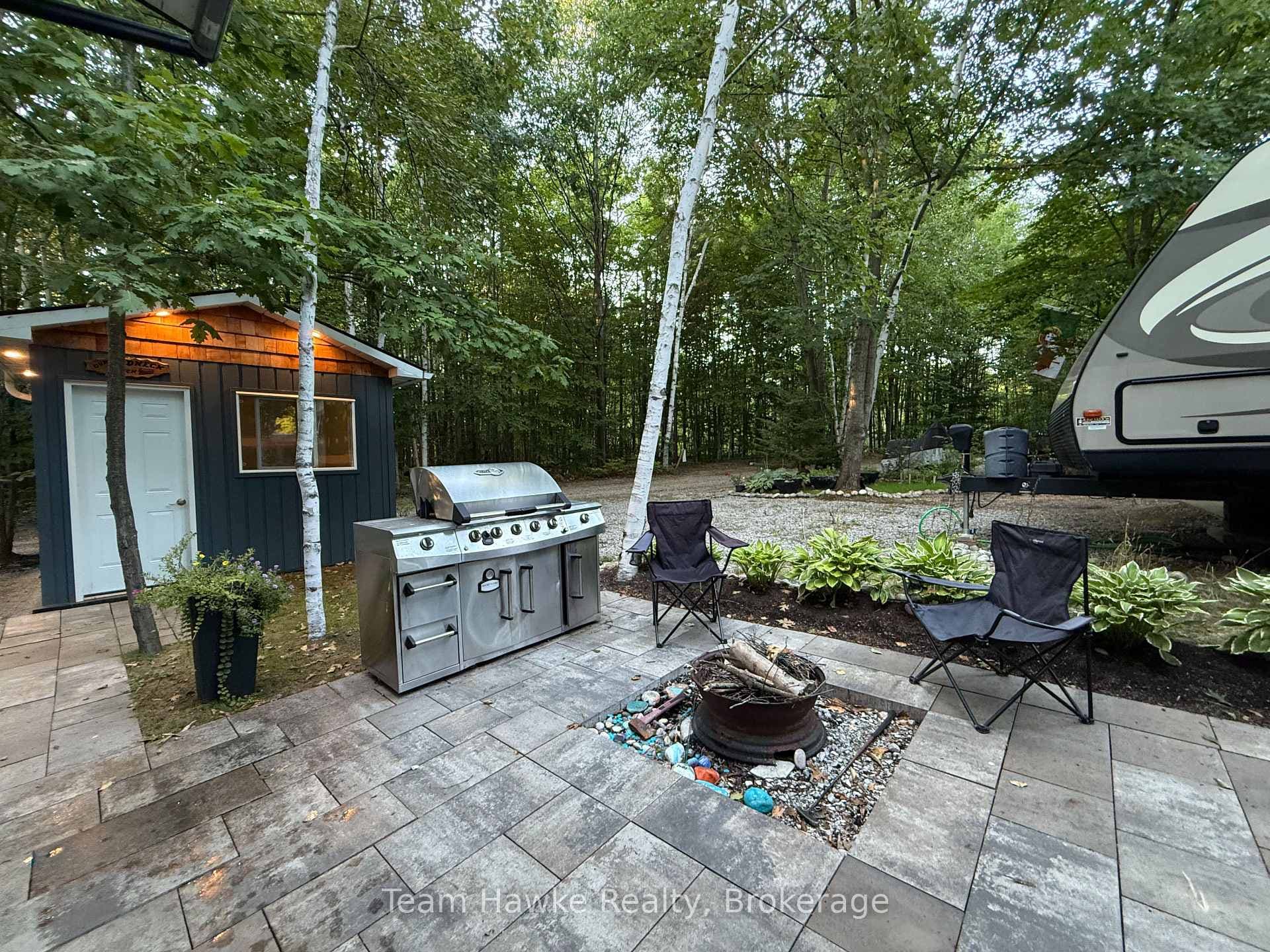2920 Old Penetanguishene Road Unit 104 photo 17