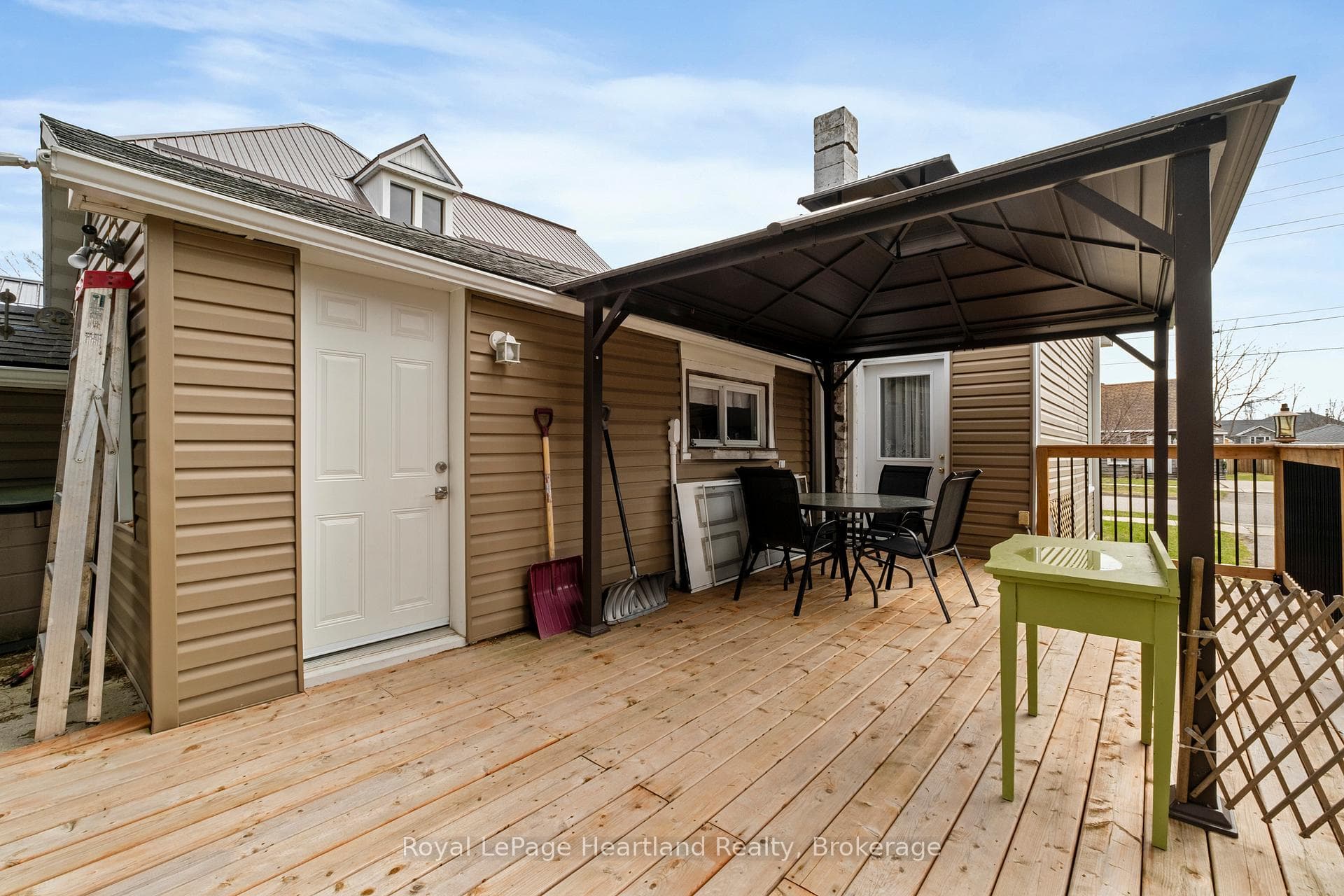 185 St David Street photo 13