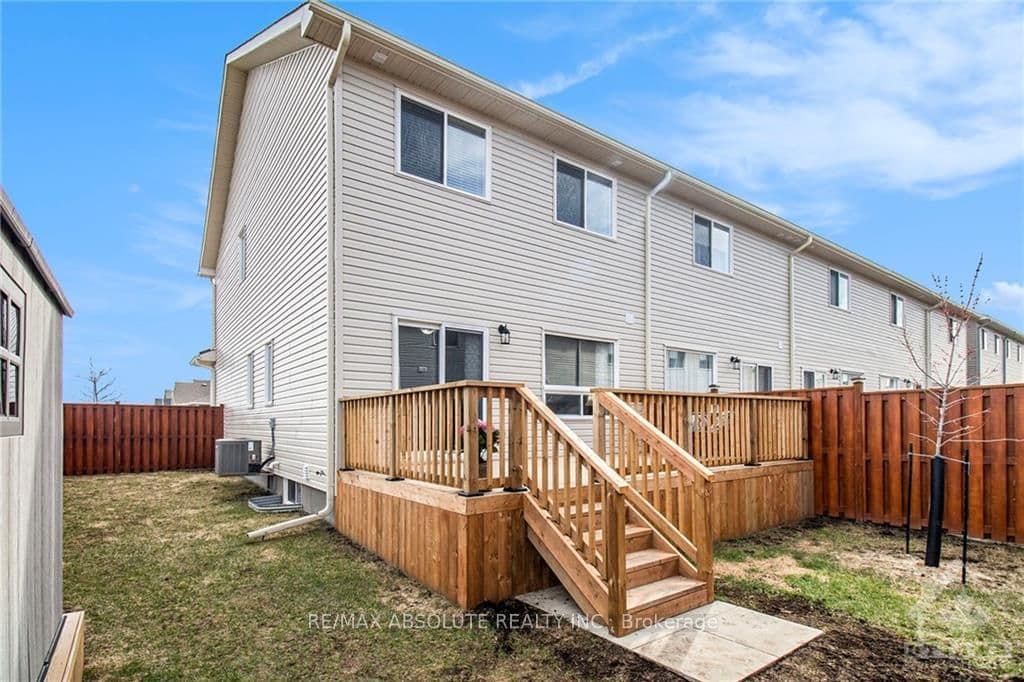 98 BELLWOOD Drive photo 27