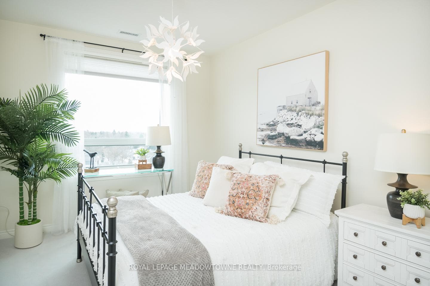 Relaxing bedroom
