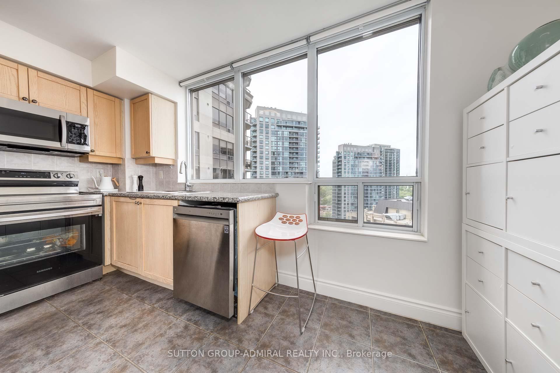 78 Harrison Garden Boulevard Unit 1502 photo 10
