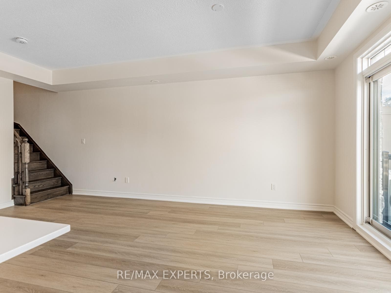 199 Pine Grove Road Unit 303 photo 8