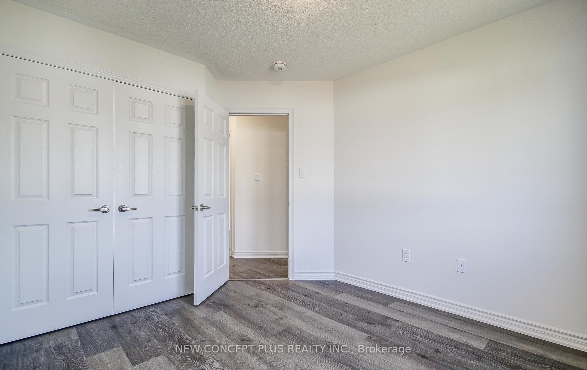 81 Prest Way photo 32