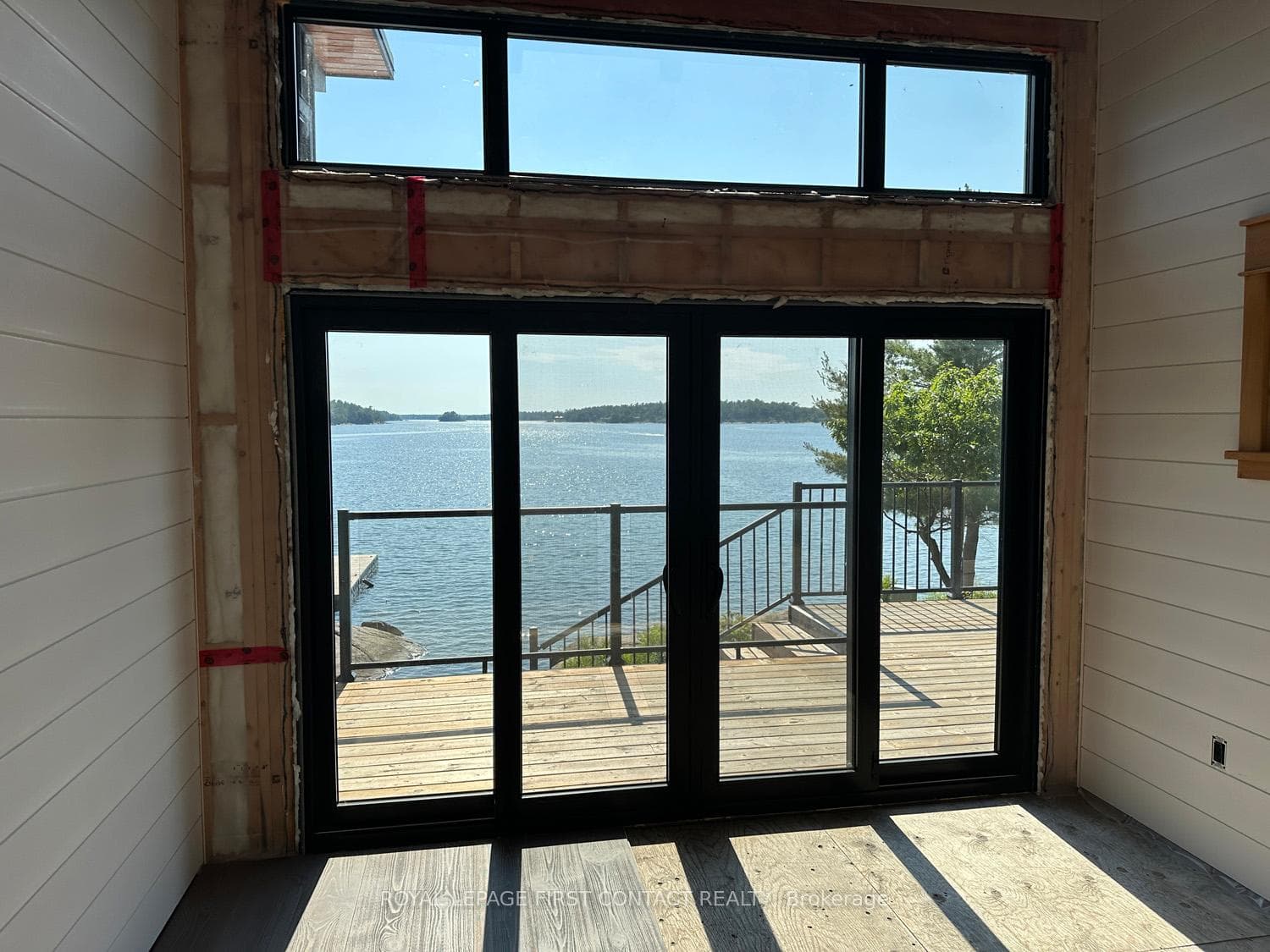 23 A26 Island photo 21