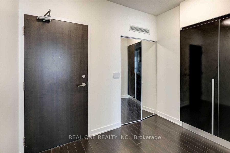 38 Dan Leckie Way Unit 2206 photo 9