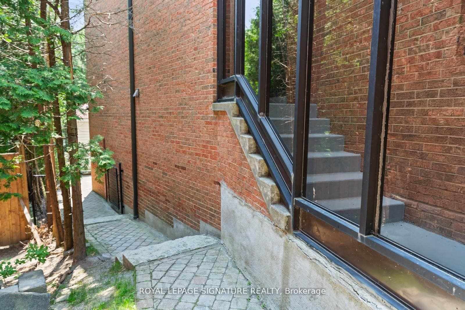23 Brandy Court photo 5