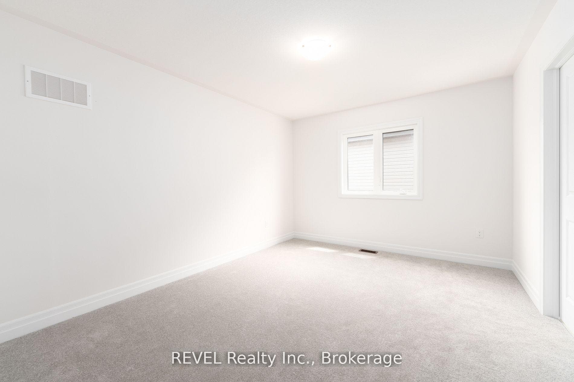 4568 Lyons Parkway Unit UPPER photo 21