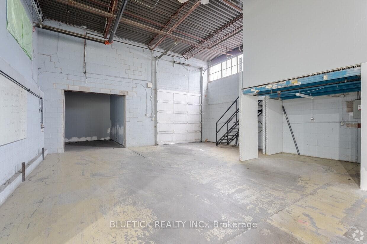 25 Tangiers Road Unit 3 photo 16
