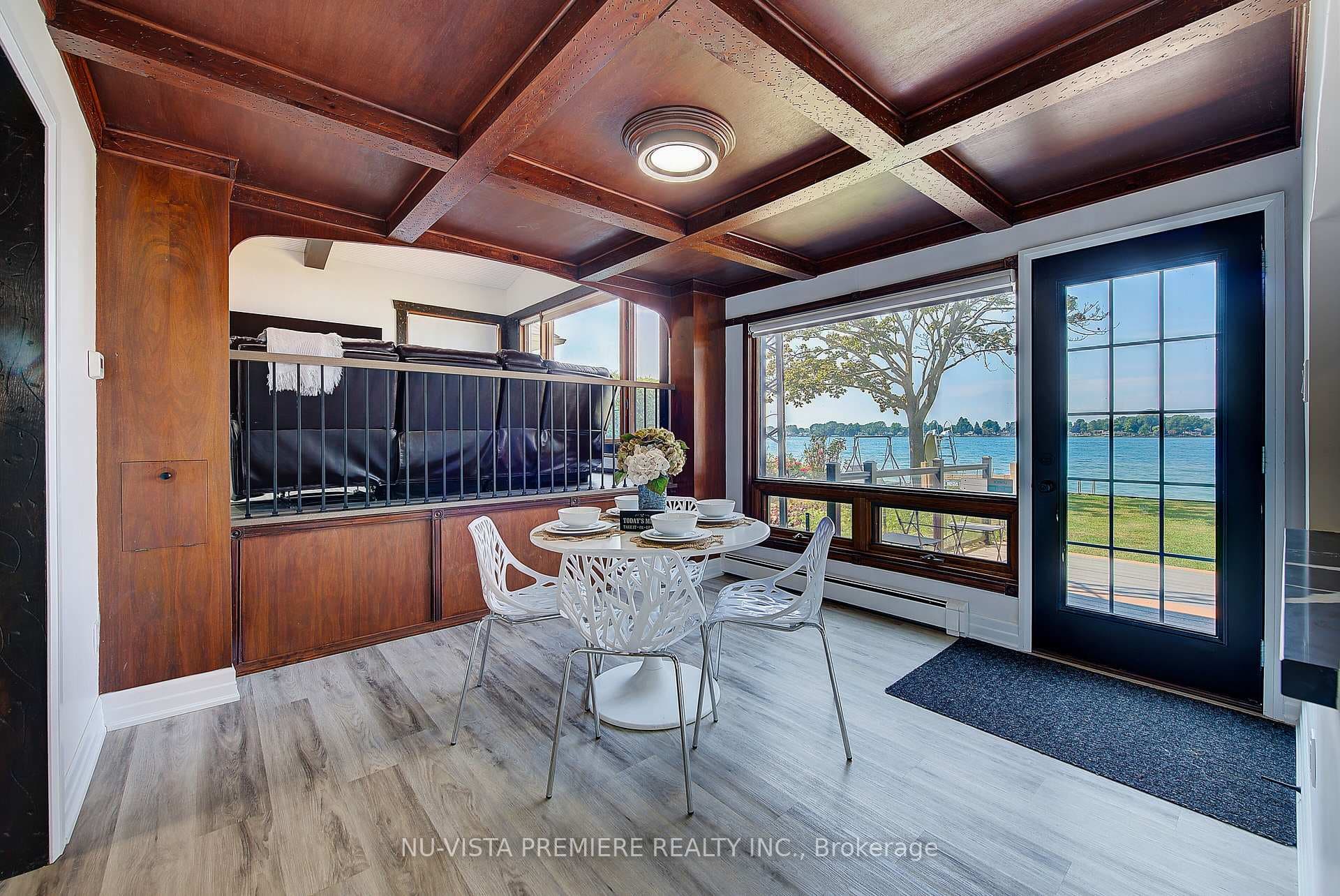 3943 Seaway Road photo 10