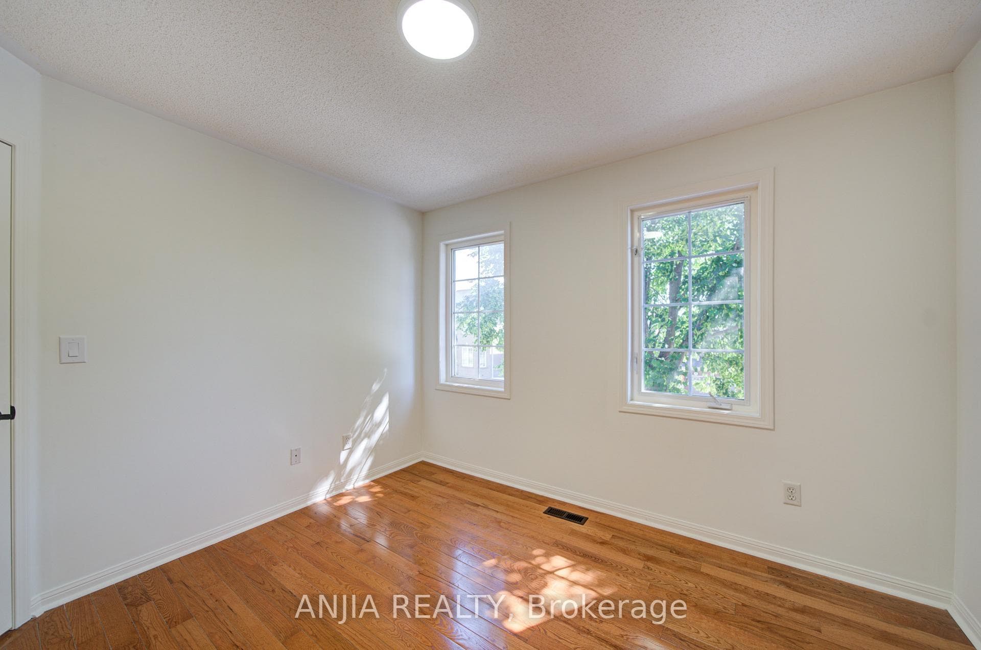 136 Winston Castle Drive photo 45